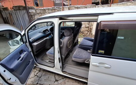 Nissan Serena II, 2000 год, 700 000 рублей, 10 фотография