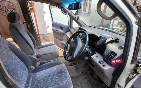 Nissan Serena II, 2000 год, 700 000 рублей, 18 фотография