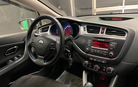 KIA cee'd III, 2012 год, 890 000 рублей, 17 фотография