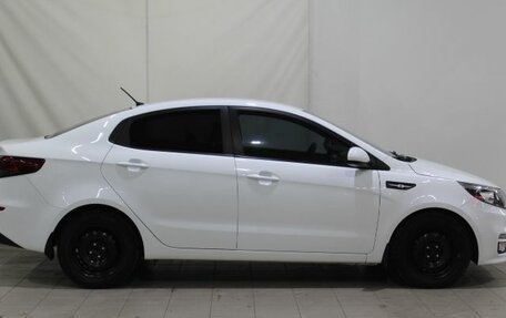 KIA Rio III рестайлинг, 2016 год, 1 230 000 рублей, 4 фотография