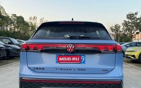 Volkswagen Tiguan, 2024 год, 5 380 000 рублей, 6 фотография