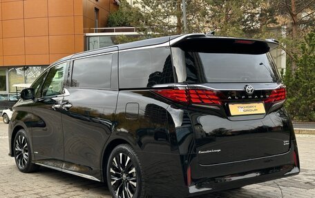 Toyota Alphard, 2024 год, 17 200 000 рублей, 6 фотография