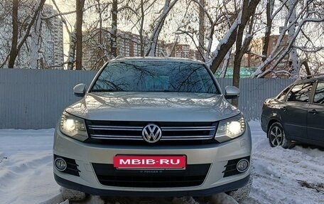 Volkswagen Tiguan I, 2011 год, 1 400 000 рублей, 6 фотография