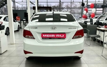 Hyundai Solaris II рестайлинг, 2015 год, 1 349 900 рублей, 5 фотография