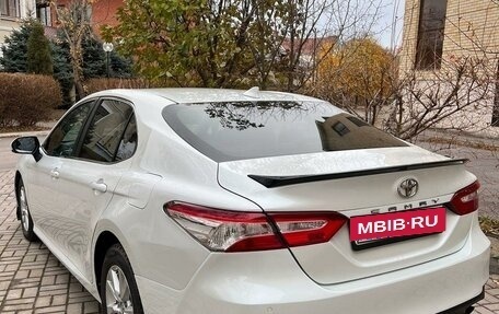 Toyota Camry, 2019 год, 2 050 000 рублей, 4 фотография