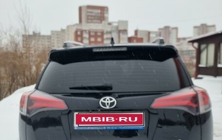 Toyota RAV4, 2018 год, 3 050 000 рублей, 7 фотография