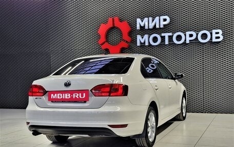 Volkswagen Jetta VI, 2013 год, 1 050 000 рублей, 6 фотография