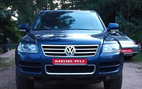 Volkswagen Touareg III, 2005 год, 1 990 000 рублей, 10 фотография