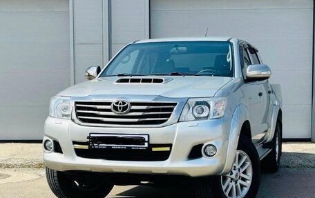 Toyota Hilux VII, 2013 год, 2 700 000 рублей, 3 фотография