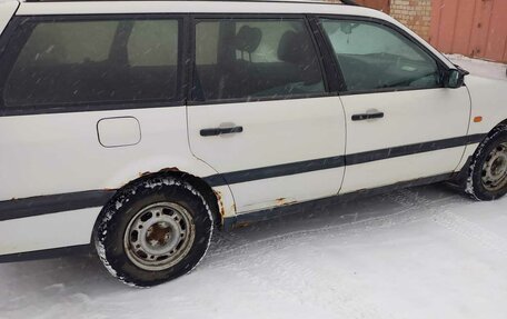 Volkswagen Passat B4, 1995 год, 210 000 рублей, 2 фотография