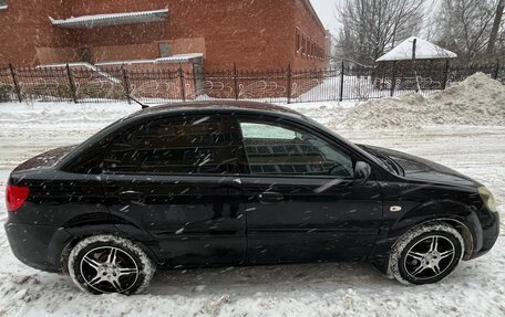 KIA Rio II, 2011 год, 700 000 рублей, 4 фотография