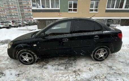 KIA Rio II, 2011 год, 700 000 рублей, 2 фотография