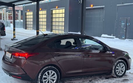 Hyundai Solaris II рестайлинг, 2021 год, 1 650 000 рублей, 4 фотография