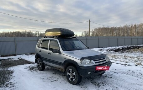 Chevrolet Niva I рестайлинг, 2003 год, 300 000 рублей, 2 фотография