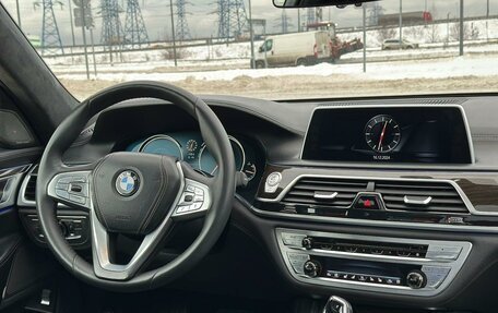 BMW 7 серия, 2015 год, 2 950 000 рублей, 29 фотография