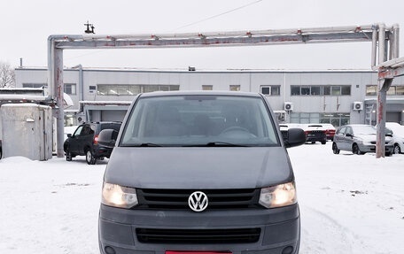 Volkswagen Caravelle T5, 2011 год, 1 939 000 рублей, 1 фотография