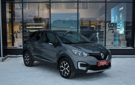 Renault Kaptur I рестайлинг, 2019 год, 1 830 000 рублей, 3 фотография