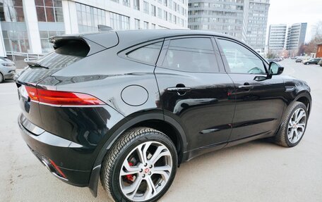 Jaguar E-Pace, 2018 год, 3 650 000 рублей, 10 фотография