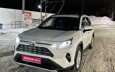 Toyota RAV4, 2020 год, 4 000 000 рублей, 1 фотография