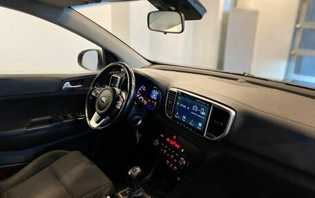 KIA Sportage IV рестайлинг, 2020 год, 2 350 000 рублей, 12 фотография