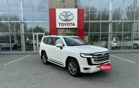 Toyota Land Cruiser, 2023 год, 14 250 000 рублей, 3 фотография