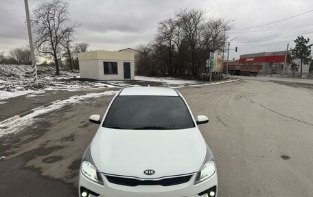 KIA Rio IV, 2017 год, 1 350 000 рублей, 2 фотография