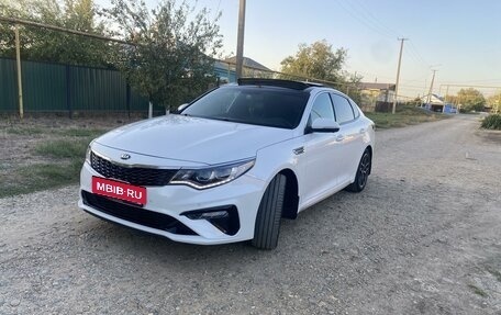 KIA Optima IV, 2018 год, 1 899 999 рублей, 4 фотография