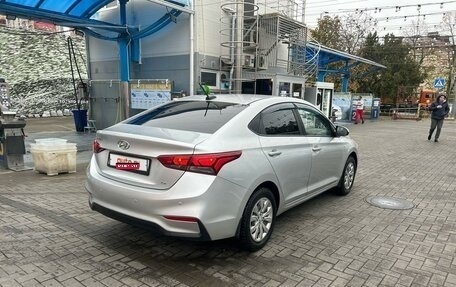 Hyundai Solaris II рестайлинг, 2017 год, 1 200 000 рублей, 20 фотография