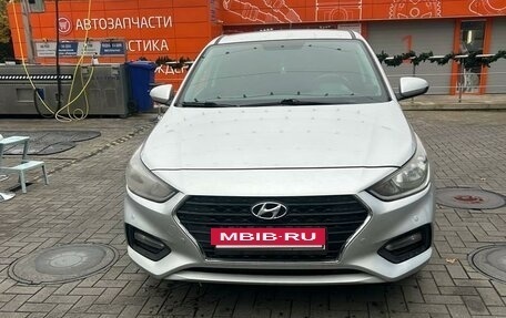 Hyundai Solaris II рестайлинг, 2017 год, 1 200 000 рублей, 22 фотография