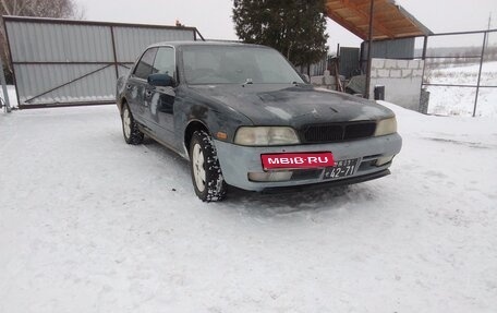 Nissan Laurel VIII, 1994 год, 180 000 рублей, 1 фотография