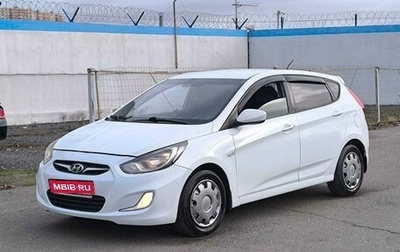 Hyundai Solaris II рестайлинг, 2012 год, 580 000 рублей, 1 фотография