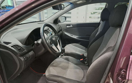 Hyundai Solaris II рестайлинг, 2012 год, 709 000 рублей, 20 фотография