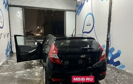 Hyundai Solaris II рестайлинг, 2012 год, 830 000 рублей, 7 фотография