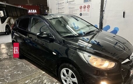 Hyundai Solaris II рестайлинг, 2012 год, 830 000 рублей, 4 фотография