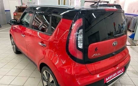 KIA Soul II рестайлинг, 2018 год, 1 747 000 рублей, 3 фотография