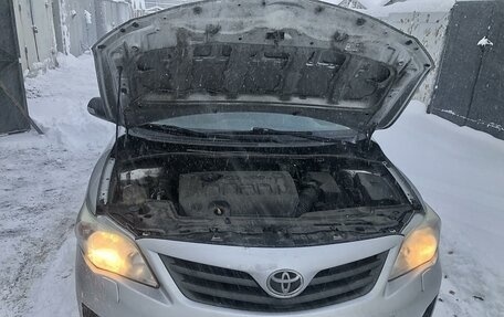 Toyota Corolla, 2010 год, 870 000 рублей, 3 фотография