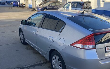 Honda Insight II рестайлинг, 2009 год, 850 000 рублей, 3 фотография