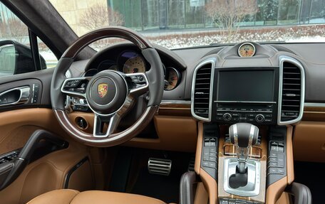 Porsche Cayenne III, 2015 год, 9 800 000 рублей, 26 фотография