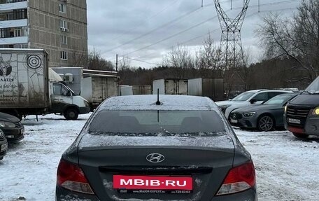 Hyundai Solaris II рестайлинг, 2013 год, 735 000 рублей, 2 фотография