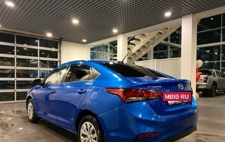 Hyundai Solaris II рестайлинг, 2017 год, 1 565 000 рублей, 5 фотография