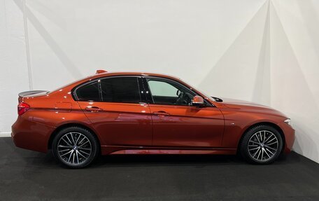 BMW 3 серия, 2018 год, 3 490 000 рублей, 3 фотография