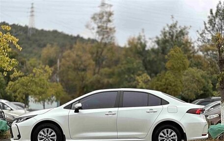 Toyota Corolla, 2021 год, 1 900 000 рублей, 7 фотография