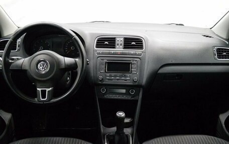 Volkswagen Polo VI (EU Market), 2011 год, 726 000 рублей, 14 фотография