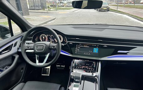 Audi Q7, 2024 год, 14 200 000 рублей, 23 фотография