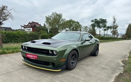 Dodge Challenger III рестайлинг 2, 2022 год, 5 000 777 рублей, 3 фотография