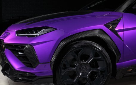 Lamborghini Urus I, 2024 год, 75 000 000 рублей, 7 фотография