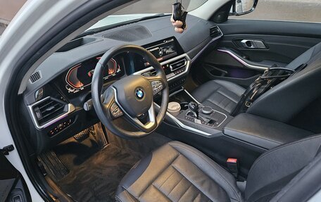 BMW 3 серия, 2020 год, 4 300 000 рублей, 16 фотография