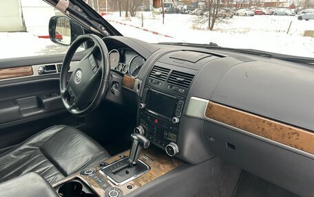 Volkswagen Touareg III, 2009 год, 1 690 000 рублей, 20 фотография