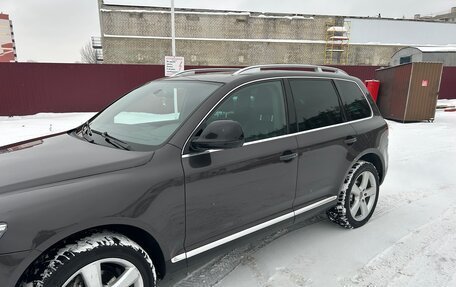 Volkswagen Touareg III, 2009 год, 1 690 000 рублей, 28 фотография