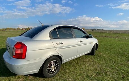 Hyundai Verna II, 2007 год, 550 000 рублей, 6 фотография